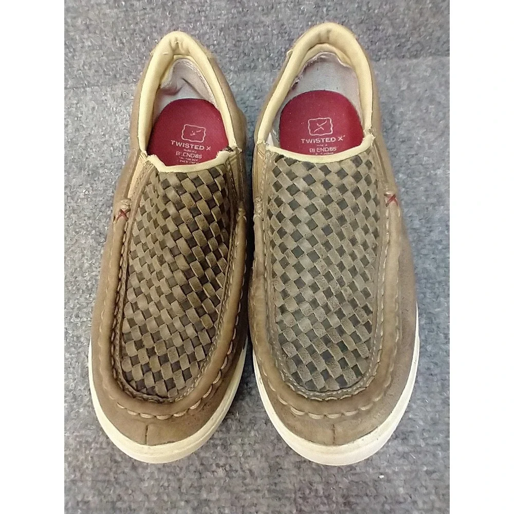 Twisted X moc are